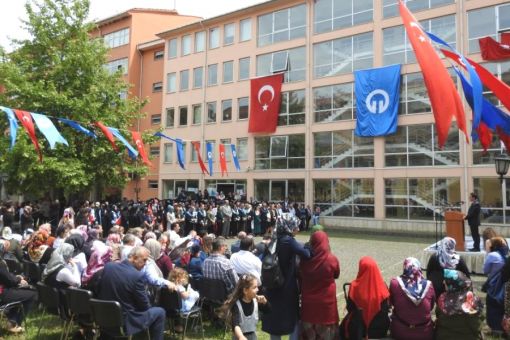 Trabzon Meslek Yüksekokulunda 27. Dönem Mezuniyet Töreni Coşkuyla Kutlandı 